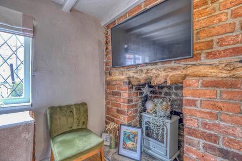 27 Foregate Street, Astwood Bank, Redditch, B96 6BW