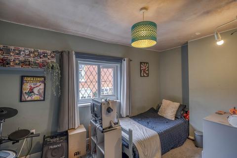 27 Foregate Street, Astwood Bank, Redditch, B96 6BW