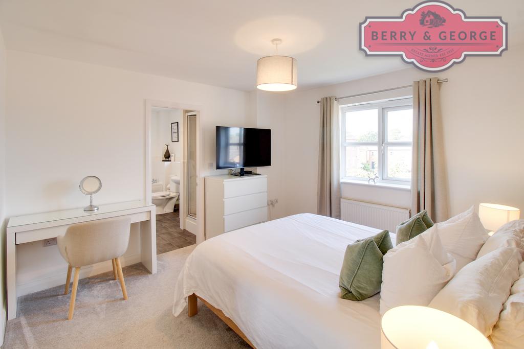Main bedroom