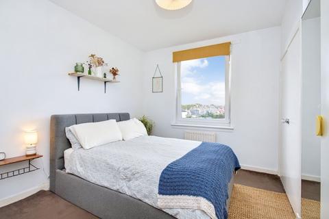 1/6 Loganlea Loan, Edinburgh, EH7 6NH