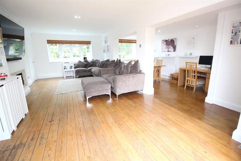 3 bedroom link detached house for sale, Church Road, Hertfordshire EN6