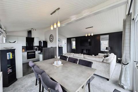 2 bedroom lodge for sale, Penrith CA11