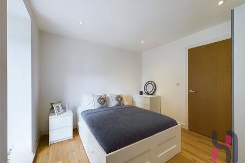 2 bedroom flat to rent, Eastbank Tower, 277 Great Ancoats Street, M4