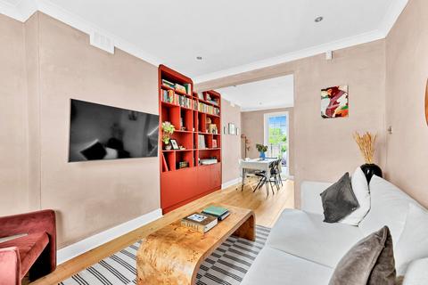 51 Cranbrook Road, London, SE8 4EJ