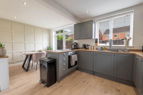 3 bedroom semi-detached house for sale, Rockhill Drive, Loughborough LE12