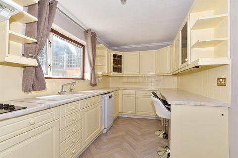 2 bedroom end of terrace house for sale, Rennie Terrace, Redhill RH1