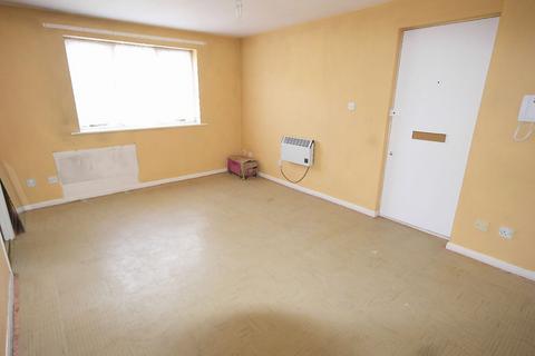 undefined, Conway Gardens, Grays, RM17