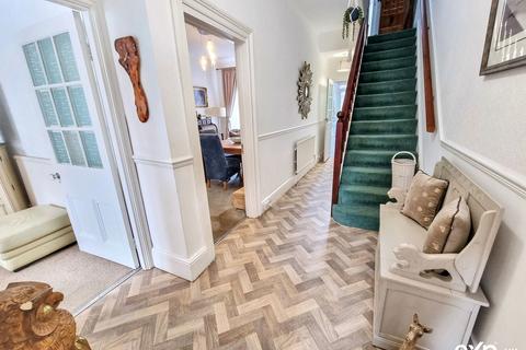 5 bedroom terraced house for sale, Chatsworth Road, Torquay TQ1