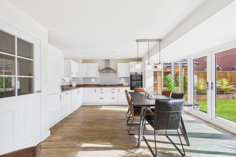 4 bedroom detached house for sale, Darlton Drive, Southport PR8