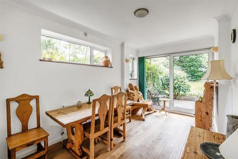 undefined, COBHAM ROAD, FETCHAM, KT22
