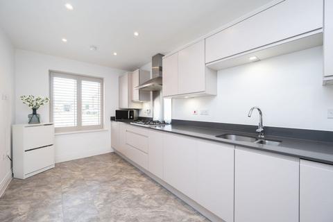 undefined, Tern Avenue, Horsham, RH12