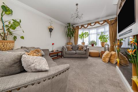 4 bedroom semi-detached house for sale, Twickenham Road, Isleworth, TW7