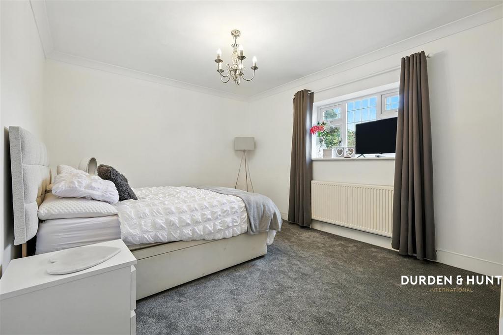 Grosvenor Drive