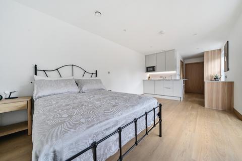 Studio to rent, Victoria Road Sidcup DA15