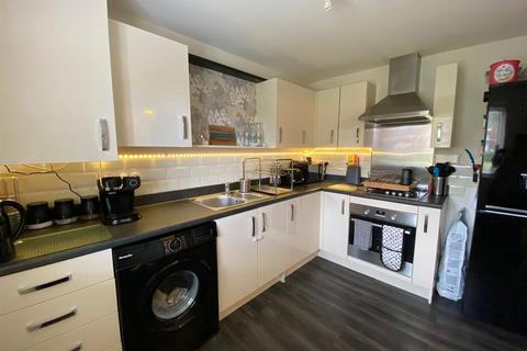 undefined, Stryd Bennett, Llanelli