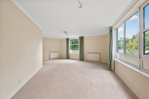 undefined, Heathside, Weybridge, KT13