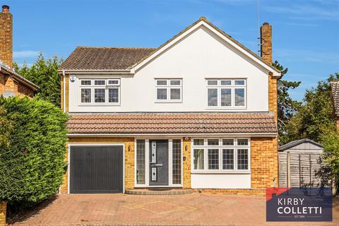 undefined, Roselands Avenue, Hoddesdon, Hertfordshire