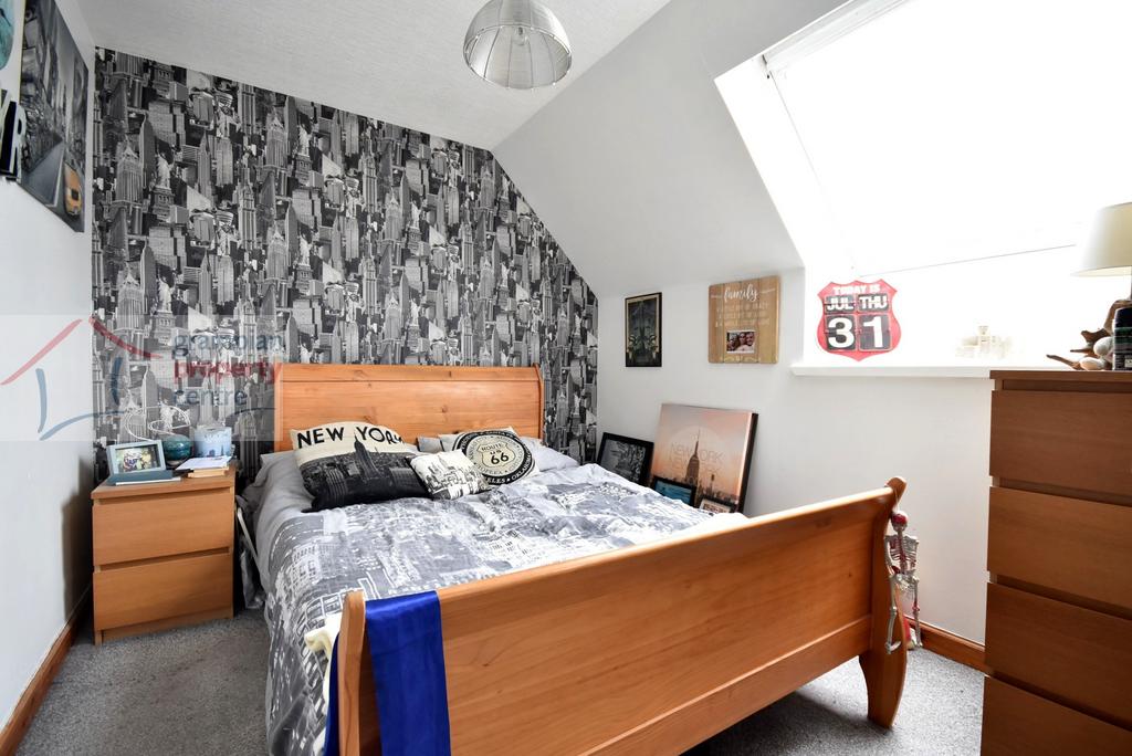 Bed 2 .JPG