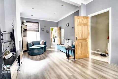3 bedroom terraced house for sale, Sharman Road, Northampton