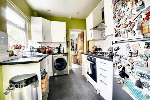 3 bedroom terraced house for sale, Sharman Road, Northampton