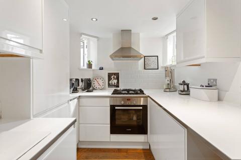 undefined, Highgate High Street, Highgate