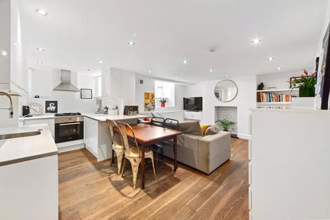 2 bedroom apartment for sale, Highgate High Street, Highgate, N6