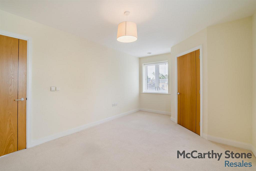 8663200-interior03-800.jpg