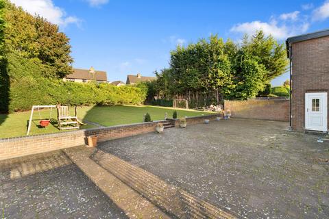 undefined, Old Bedford Road, Luton