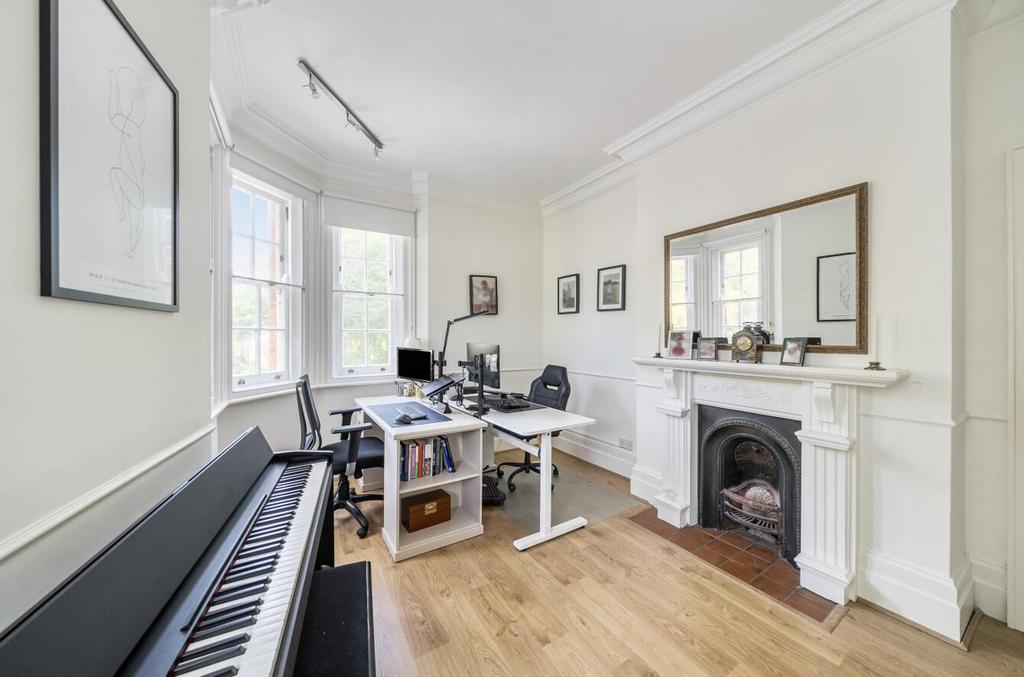 Davidson Frost-Wellings, DFW, Stanmore Hill, Stanm