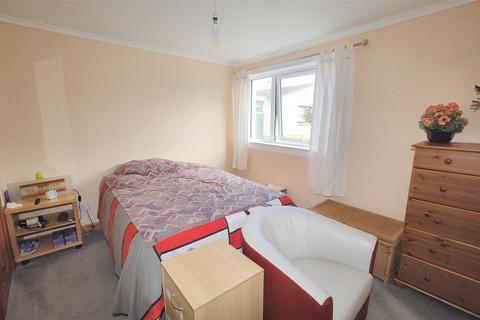 undefined, 18, Nicolson Street Wick, KW1 5HH