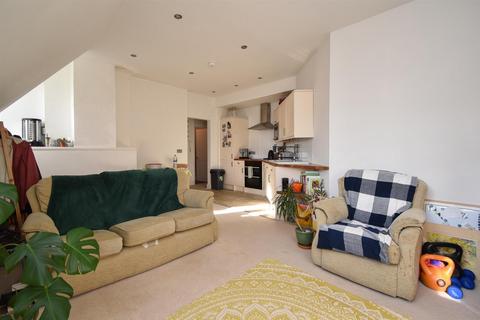 1 bedroom flat for sale, Pevensey Road, St. Leonards-On-Sea