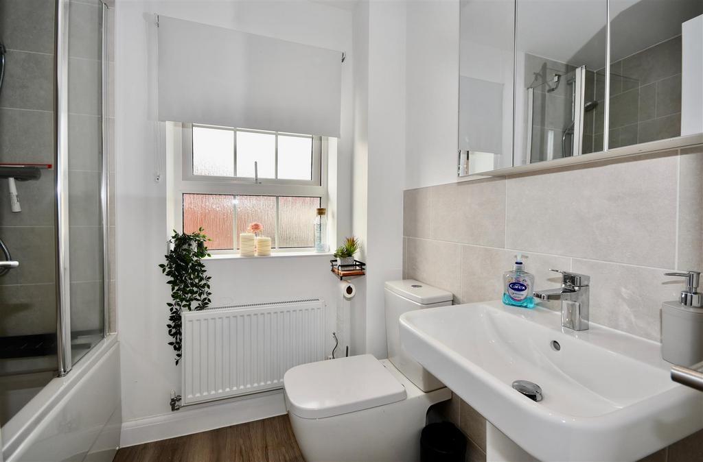 Family bathroom