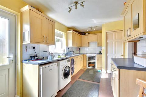 3 bedroom end of terrace house for sale, Longmead Drive, Nottingham