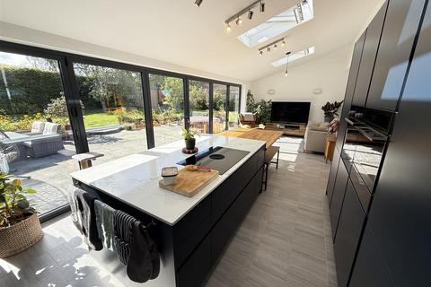 undefined, Chester Road, Gayton, Wirral