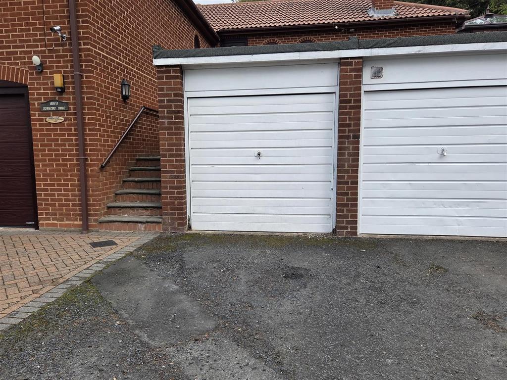 Garage En-bloc.