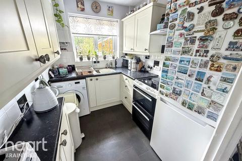 2 bedroom semi-detached bungalow for sale, Lea Close, Braintree