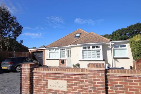 4 bedroom detached house for sale, Seafields Road, Holland on Sea, CO15