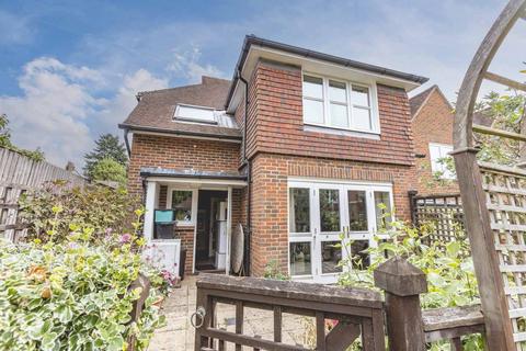 2 bedroom retirement property for sale, St Marys Court, Beaconsfield HP9