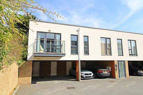 2 bedroom flat for sale, Albemarle Road, Beckenham, BR3