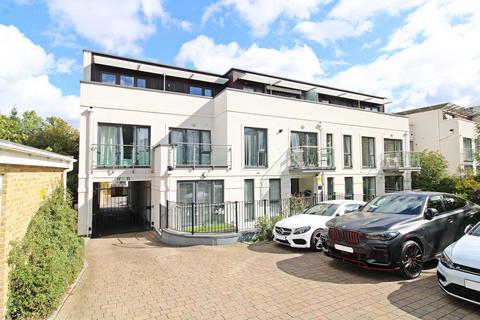 2 bedroom flat for sale, Albemarle Road, Beckenham, BR3