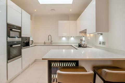 2 bedroom flat to rent, Rainville Road, London W6