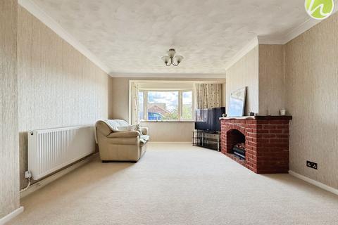 3 bedroom semi-detached house for sale, Monks Haven, Stanford-Le-Hope, SS17