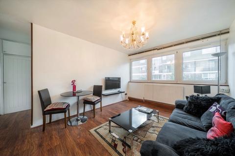 1 bedroom flat for sale, Livermere Road, London E8