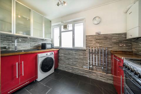 1 bedroom flat for sale, Livermere Road, London E8