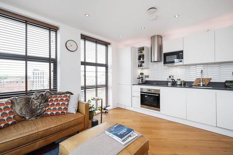 1 bedroom flat for sale, Esker Place, E2, Bethnal Green, London, E2