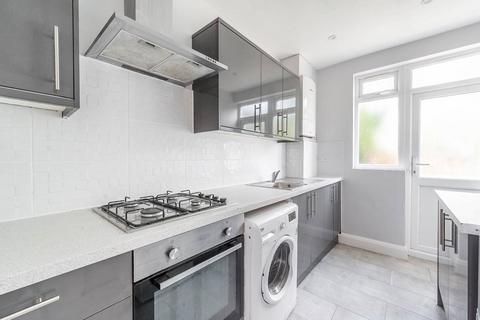 4 bedroom semi-detached house for sale, Kingshill Avenue, Kenton, Harrow, HA3