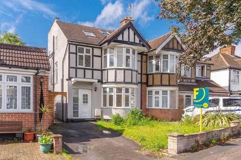 Kingshill Avenue, Kenton, Harrow, HA3