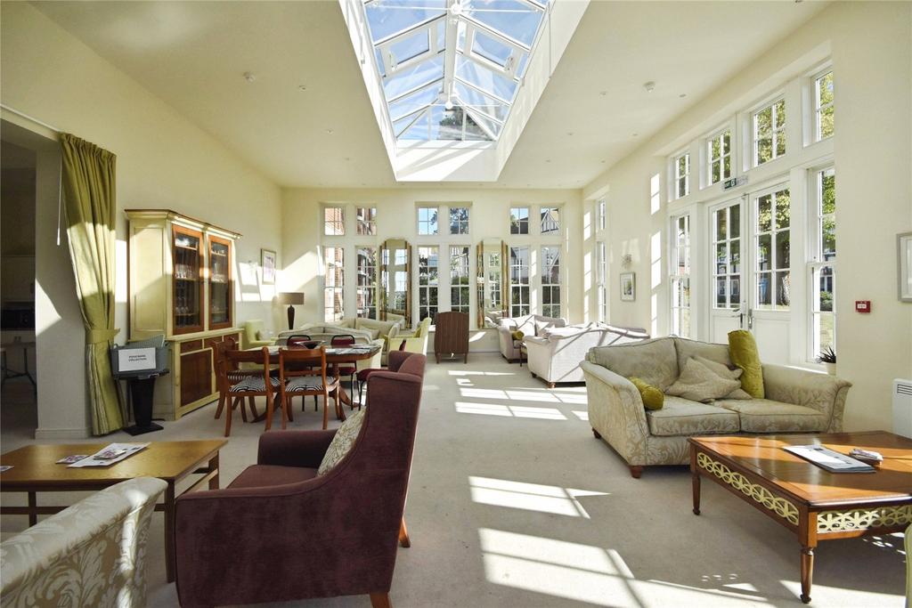 Communal Lounge
