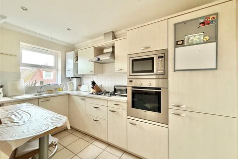2 bedroom apartment for sale, Upperton Road, Eastbourne, East Sussex, BN21