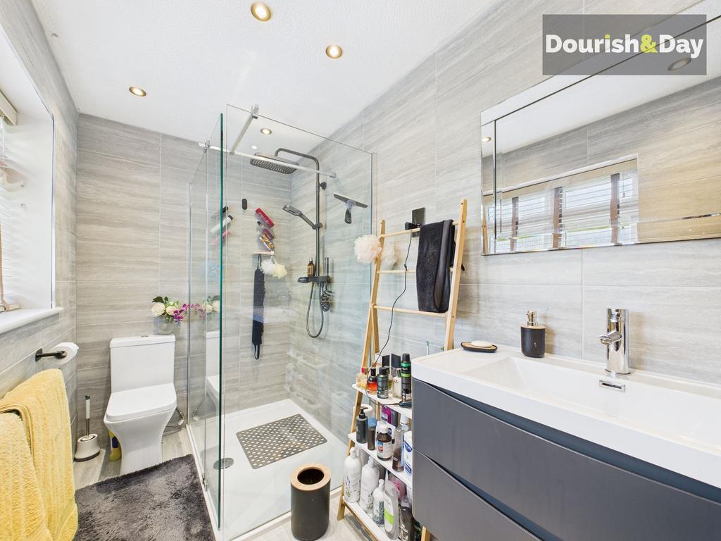 Ensuite Shower Room